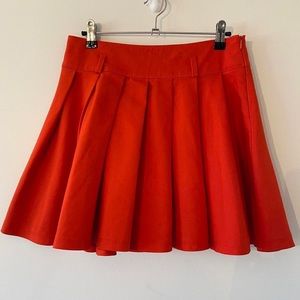 Pleated orange skirt🧡